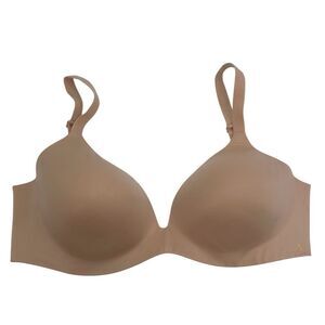 Victoria’s Secret beige wireless lined semi demi size 34 DDD (34F)